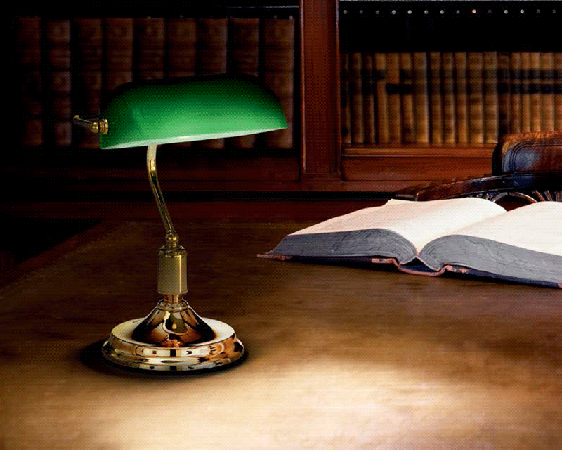lawyer-ideal-lux-lampada-da-scrivania-ministeriale