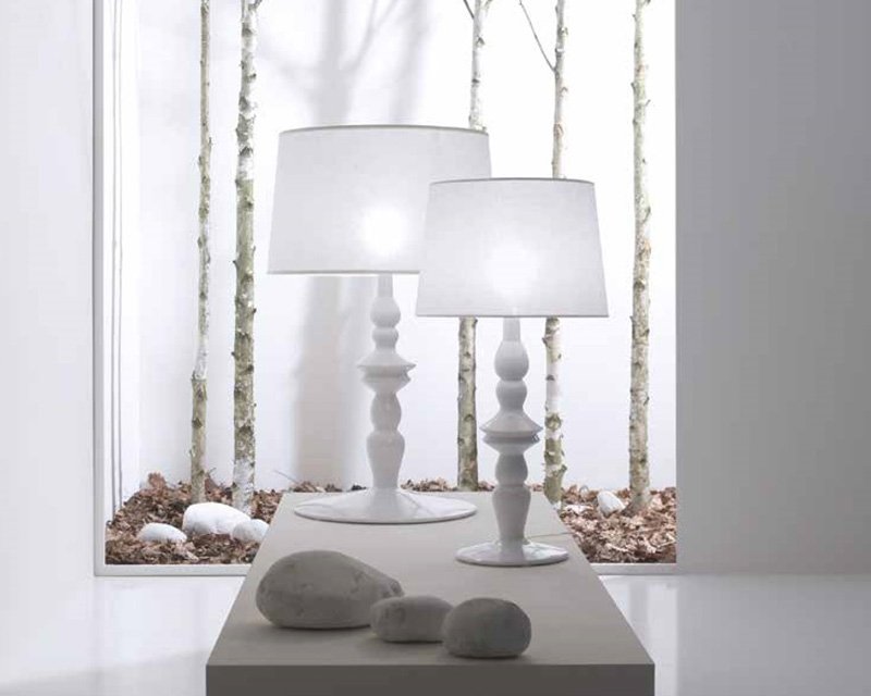ali-e-baba-karman-lampada-da-tavolo-di-design-in-ceramica-bianca