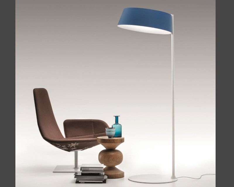piantana-led-dimmerabile-moderna-oxygen-made