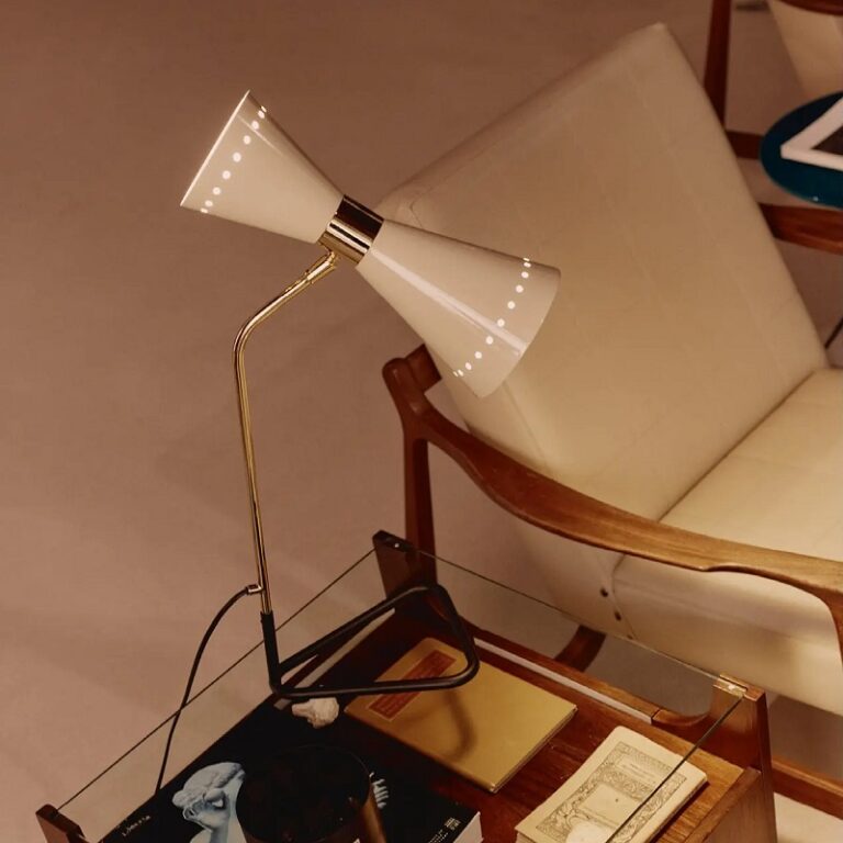 collezione-megafono-stilnovo-lampade-iconiche-anni50