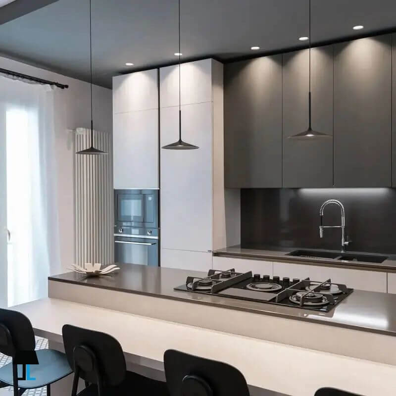 Luce sul tavolo e sull’isola: altezze, quantità e temperatura colore giuste per ogni cucina