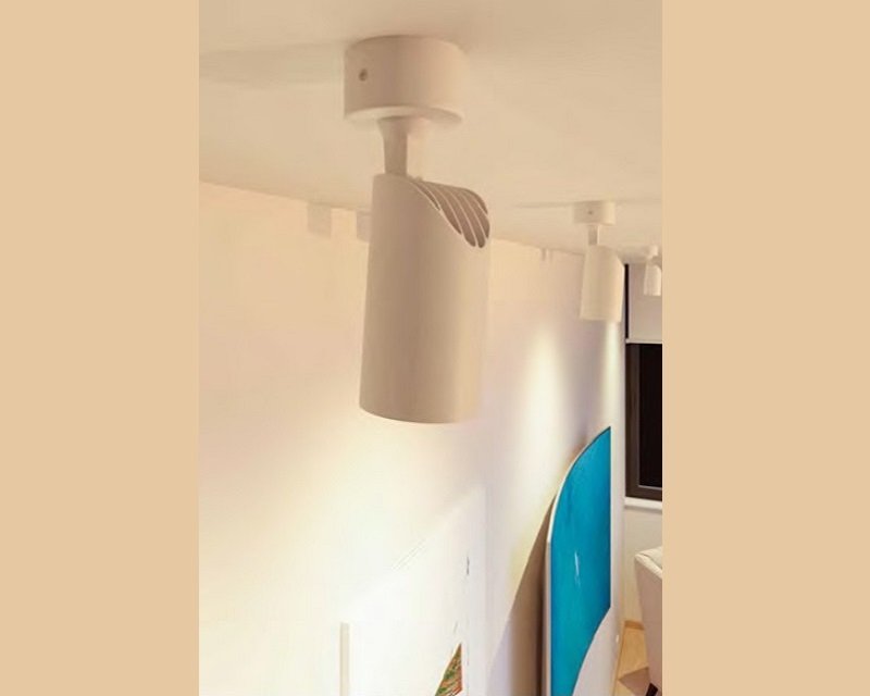 picolo-aluminium-faretto-bianco-soffitto-con-base-beneito-faure