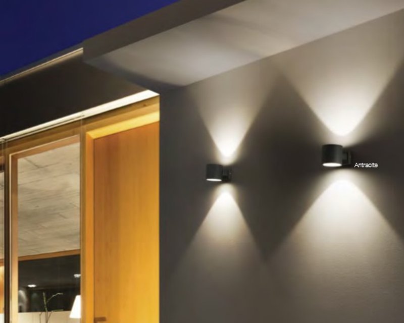 snif-square-ideal-lux-lampada-da-parete-esterno-ambientazione