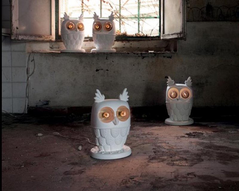 ti-vedo-karman-lampada-da-tavolo-di-design