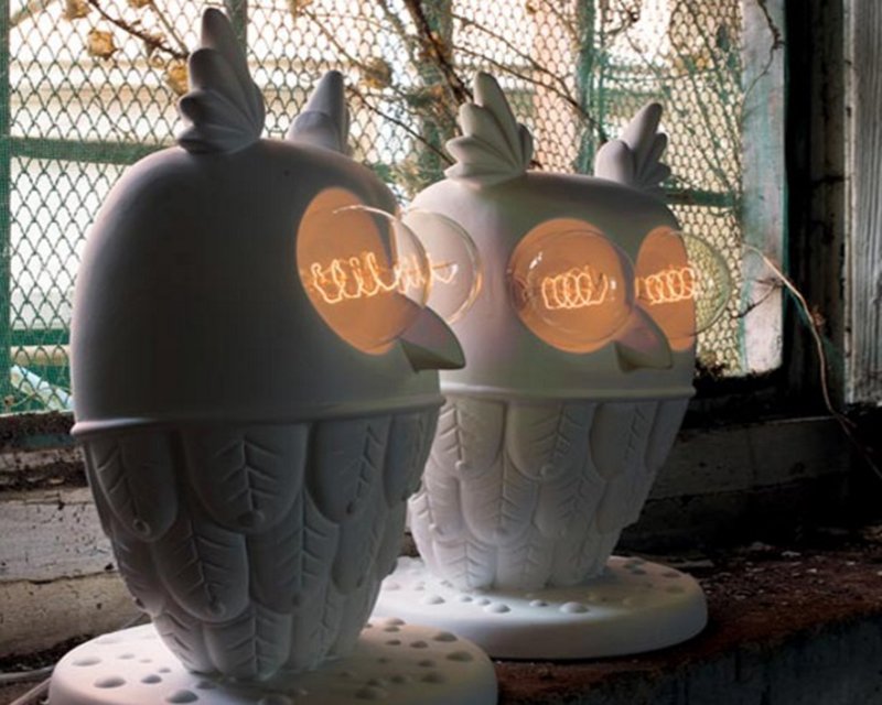 ti-vedo-karman-lampada-da-tavolo-di-design