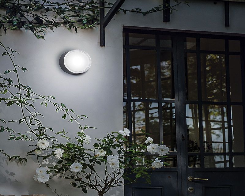 urano-applique-moderna-esterni-ideal-lux-ambientazione