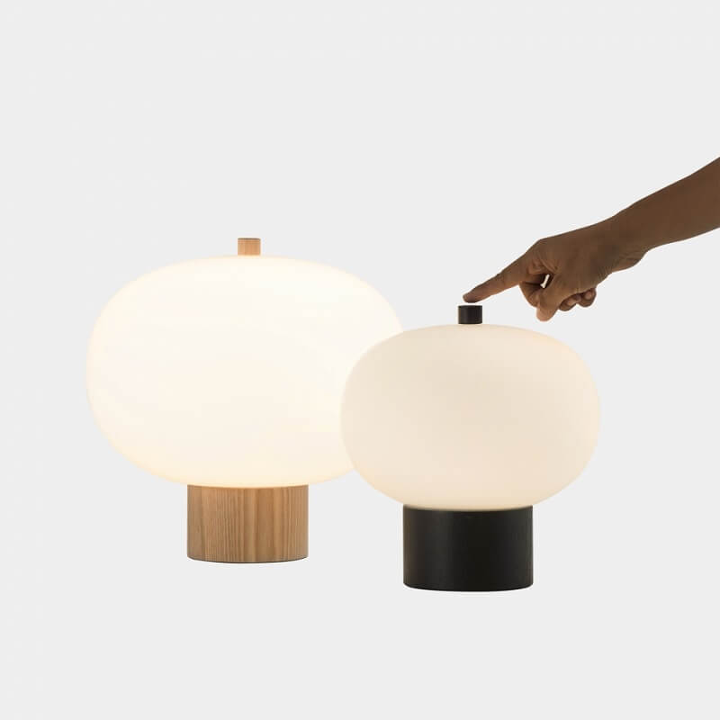 Ilargi Leds-C4 Lampada Led da tavolo in legno