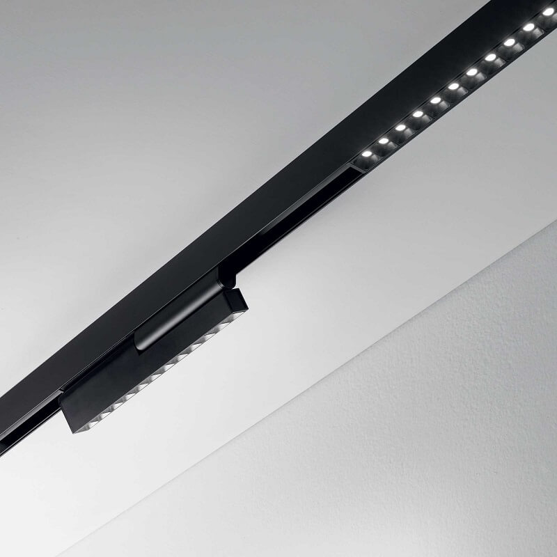 Ego Accent Ideal Lux Sistema Dark Light per Binario