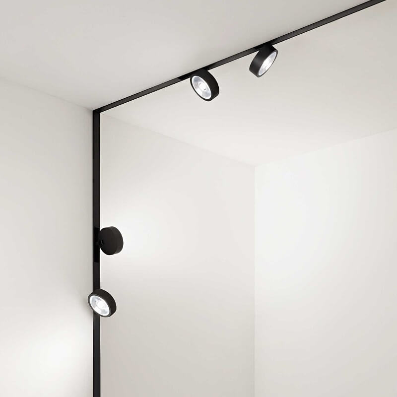 Ego Track Flat Ideal Lux Spot Led 9W per Binario ambiente